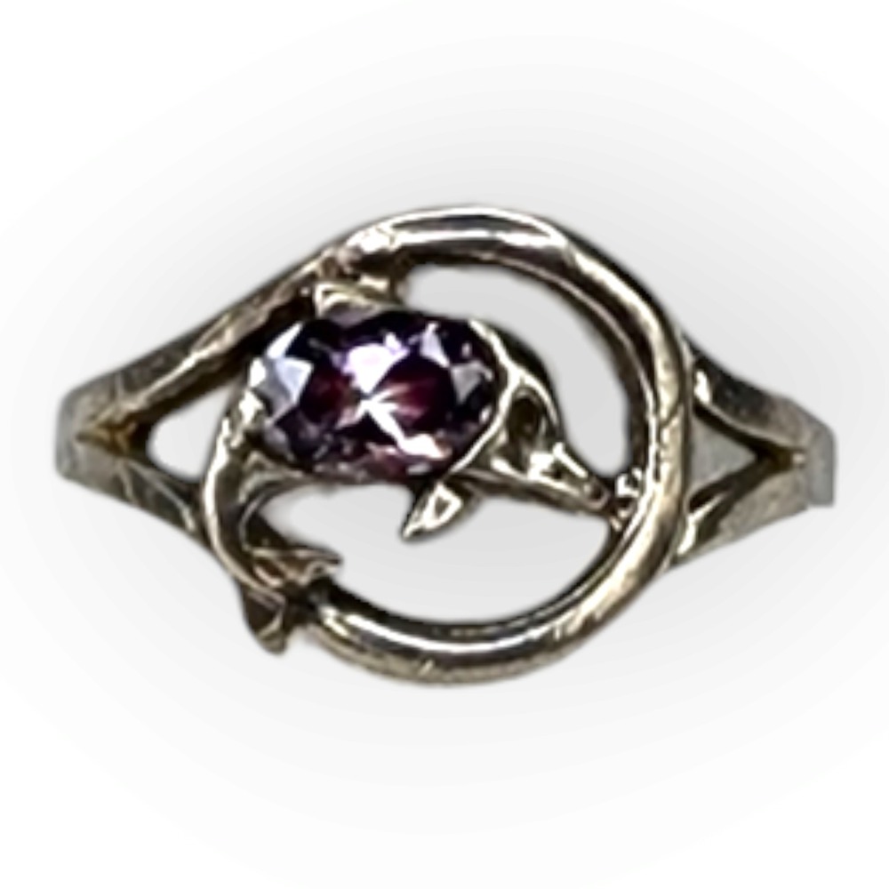 Vintage Cute Sterling Silver 925 Purple Faceted Glass and Dolphin Ring Size 8